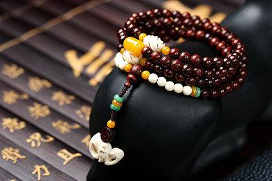 大批《英雄联盟》玩家逃离国服挤爆台服 拳头正在调查